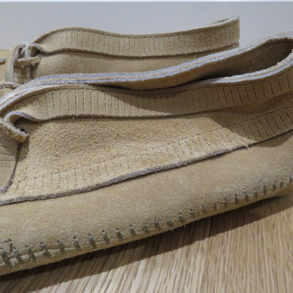 MINNETONKA Moccasin Loafer Fringe Booties Tan Suede Leather Western Casual - Picture 4 of 16